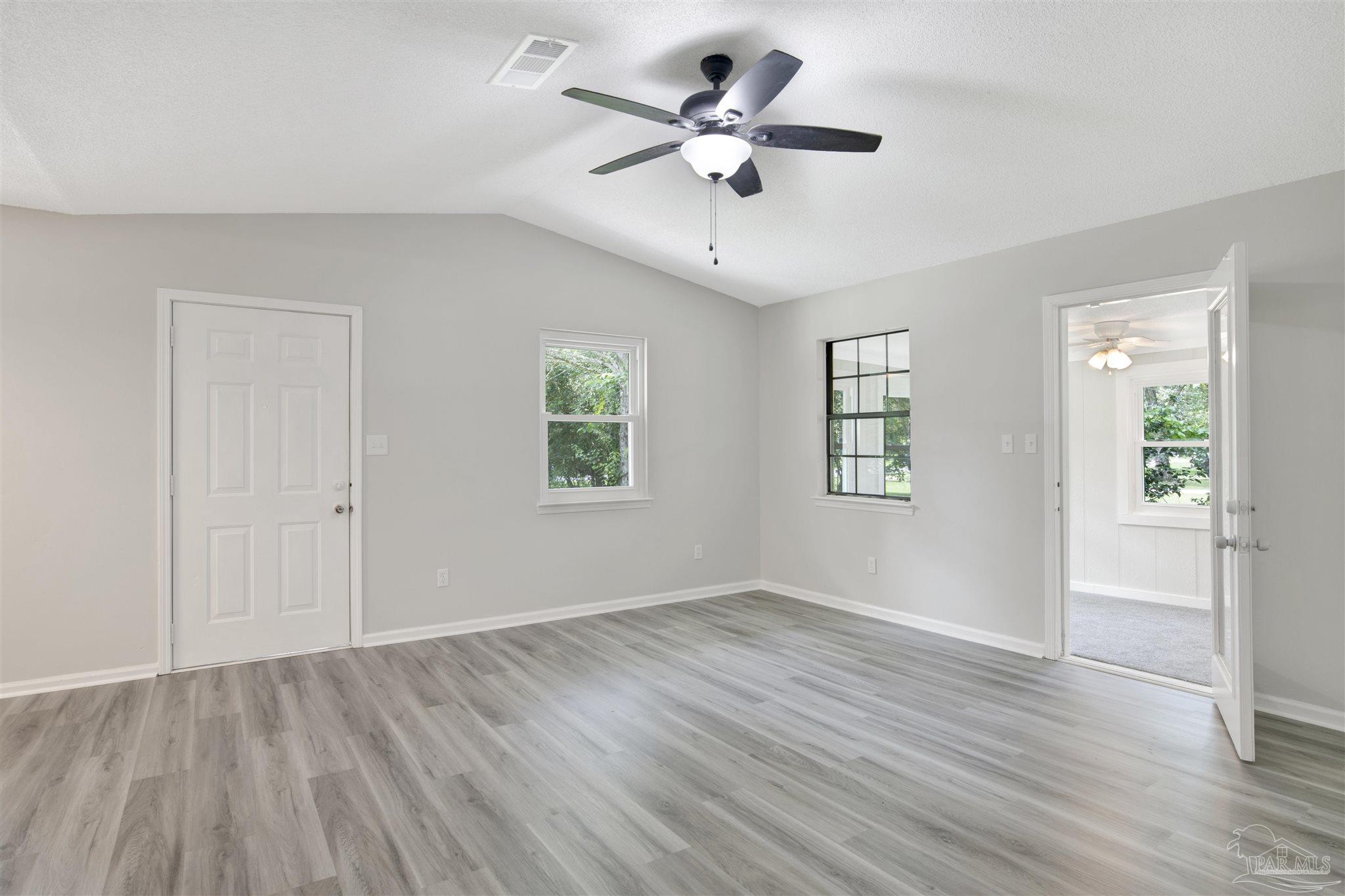 10600 Tanton Road Pensacola, FL 32506 - Photo 3 of 20 Gallery Image 3