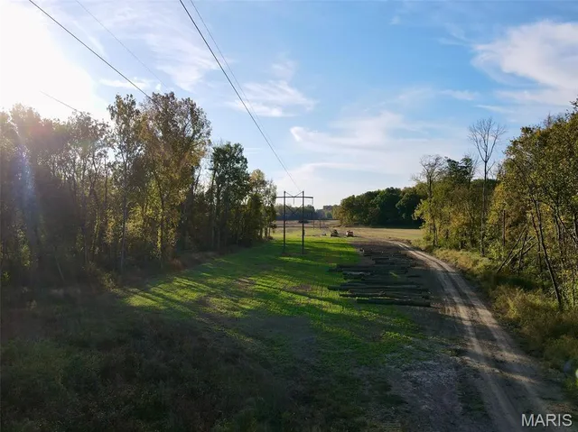 $554,300 | 0 Union Grove Avenue, Greenville, IL 62246