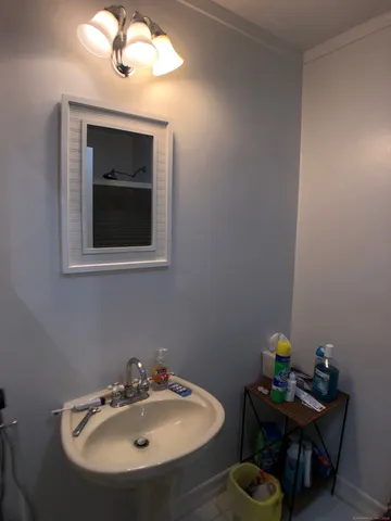 $1,745 | 94 Washington Street, Unit 18, Norwalk, CT 06854