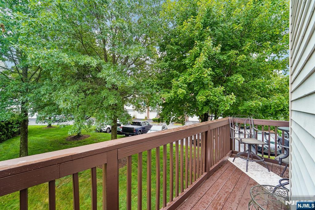 301 Cambridge Drive Butler, NJ 07405 - Photo 23 of 26