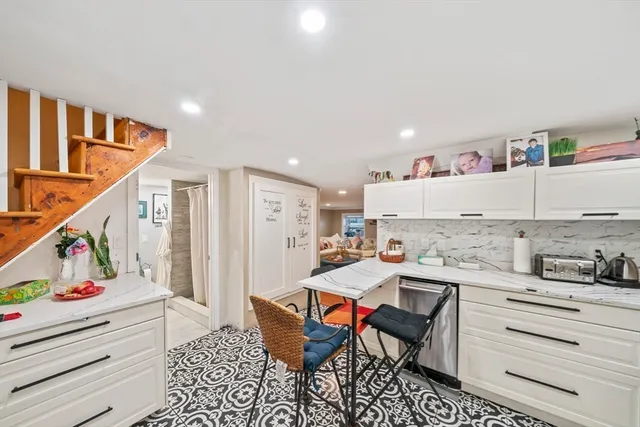 $895,000 | 96 Utica Street, Quincy, MA 02169