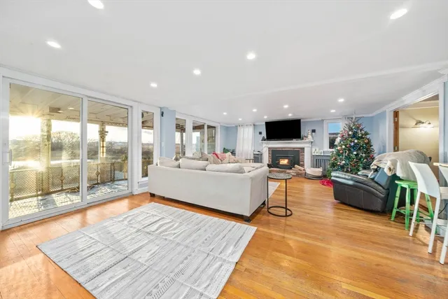 $895,000 | 96 Utica Street, Quincy, MA 02169