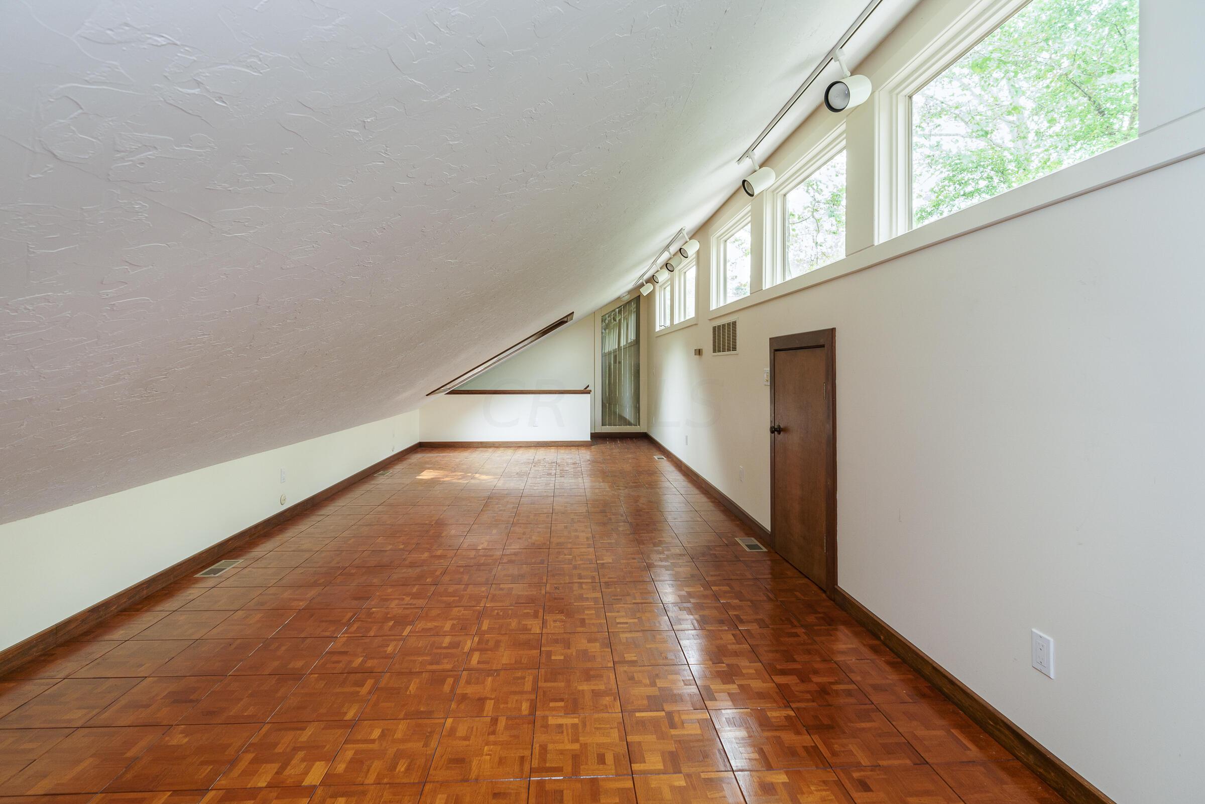4304 Sunbury Road Galena, OH 43021 - Photo 61 of 62 Detached garage studio