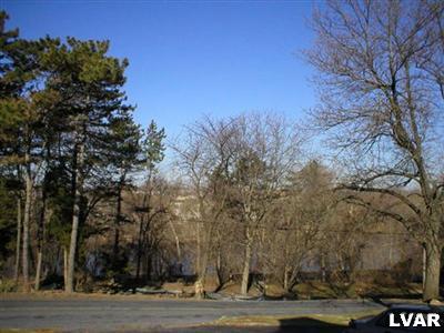 2058 Riverside Drive Bethlehem, PA 18015 - Photo 2 of 11 View