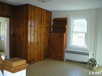2058 Riverside Drive Bethlehem, PA 18015 - Photo 9 of 11 Kitchen