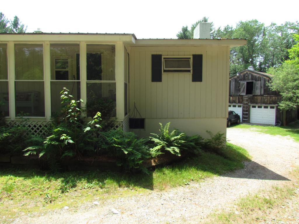88 South Whitefield Road Whitefield, NH 03598 - Photo 2 of 11