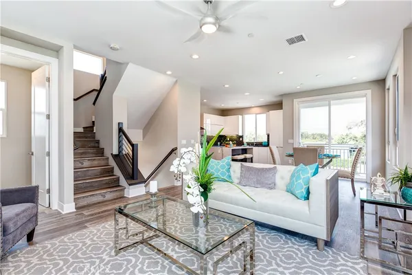 $5,500 | 2068 Maple Avenue, Unit C, Costa Mesa, CA 92627