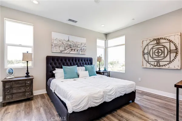 $5,500 | 2068 Maple Avenue, Unit C, Costa Mesa, CA 92627