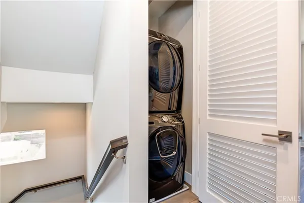 $5,500 | 2068 Maple Avenue, Unit C, Costa Mesa, CA 92627