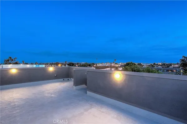 $5,500 | 2068 Maple Avenue, Unit C, Costa Mesa, CA 92627