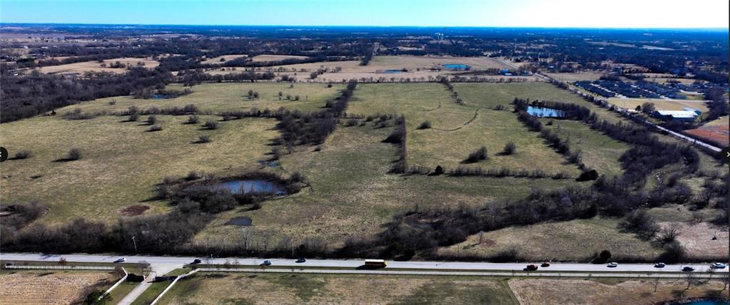 1101 East Walnut Street Raymore, MO 64083 - Photo 7 of 11