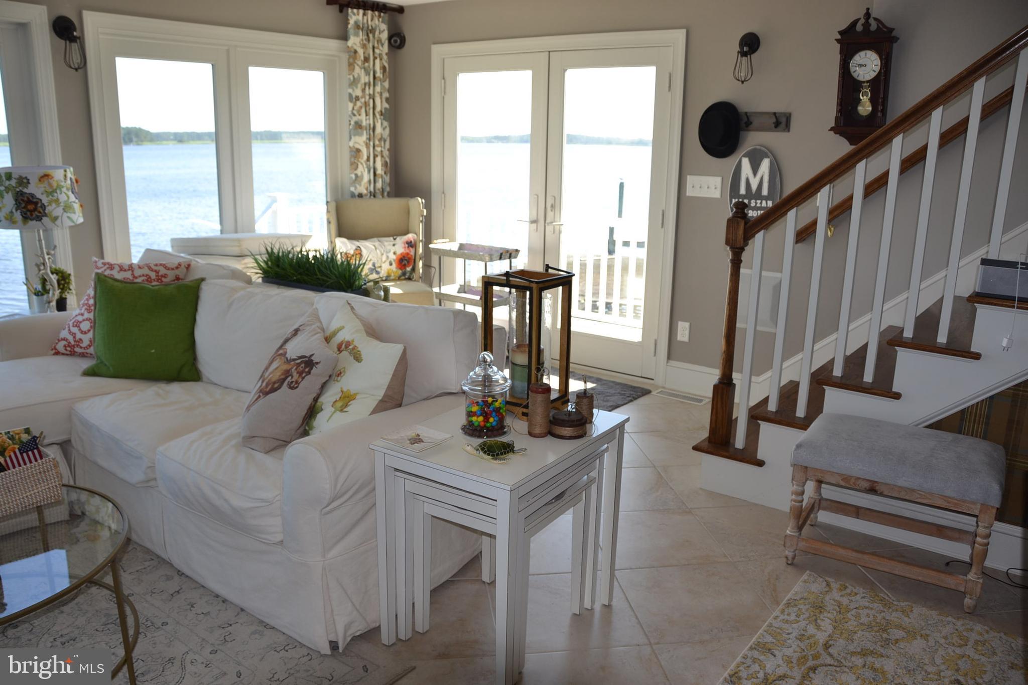 26548 Harbor Road Princess Anne, MD 21853 - Photo 22 of 59 Living Room view
