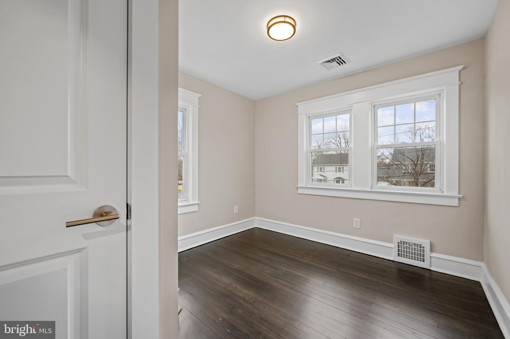 19 Conwell Avenue Cherry Hill, NJ 08002 - Photo 19 of 32