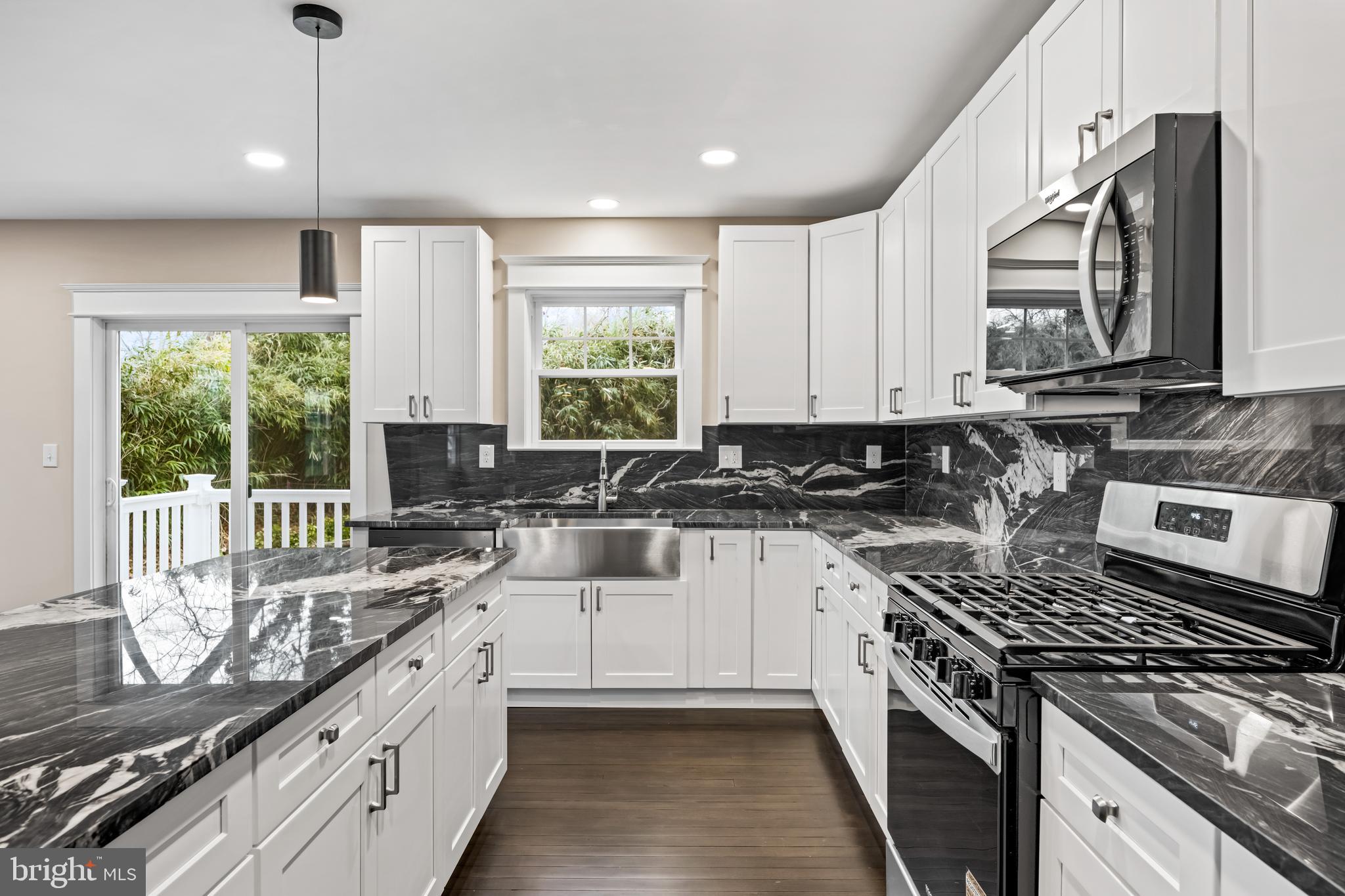 19 Conwell Avenue Cherry Hill, NJ 08002 - Photo 5 of 32