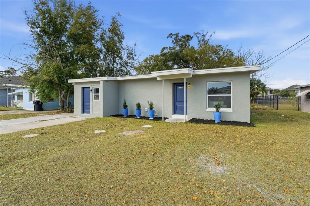 2139 West Gore Street Orlando, FL 32805 - Photo 2 of 26