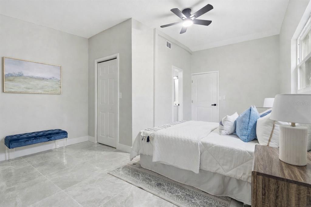 2139 West Gore Street Orlando, FL 32805 - Photo 10 of 26