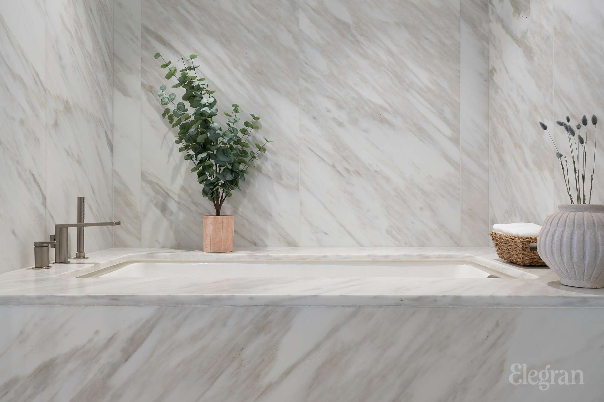 150 Barrow Street, Unit PHA Manhattan, NY 10014 - Photo 15 of 22 a vase of flowers sitting on a floor