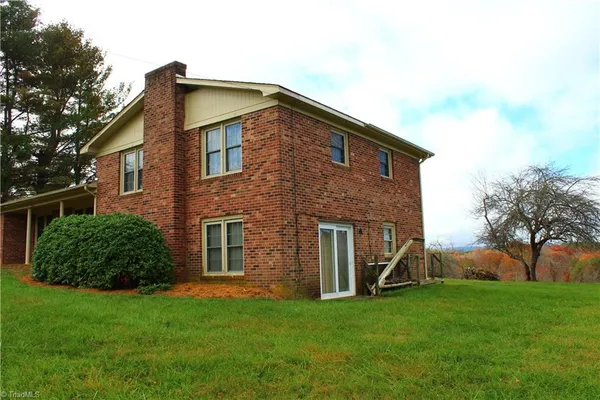 $230,000 | 184 Deer Haven Road, Sparta, NC 28675