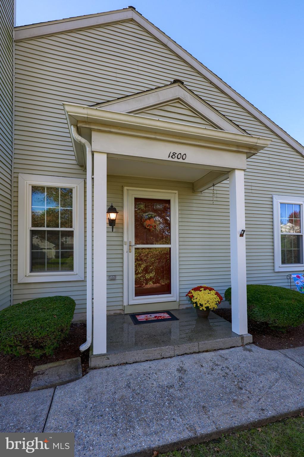1800 Wexford Road Palmyra, PA 17078 - Photo 3 of 36 Front Door (side entrance)