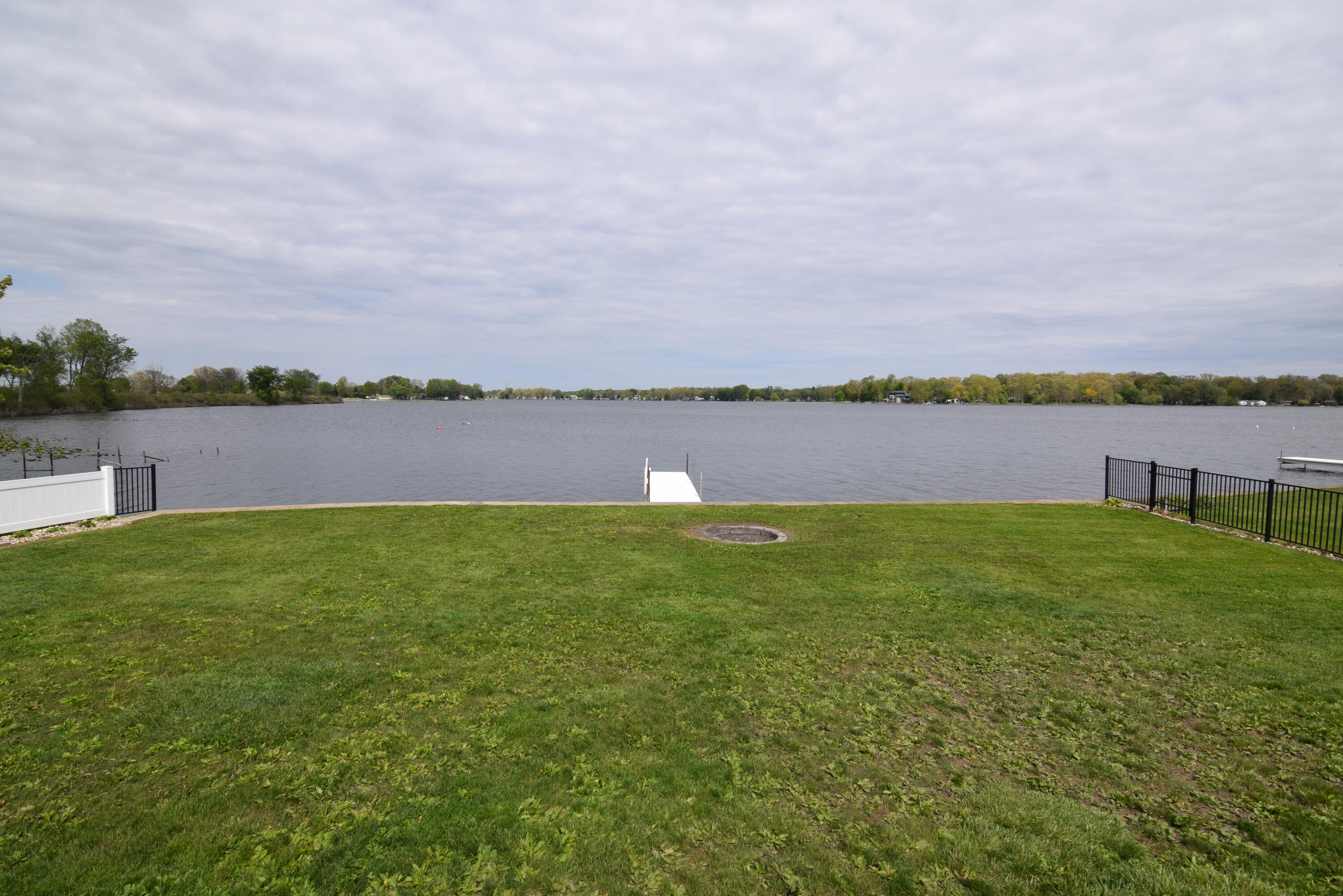 912 West Shore Road Bronson, MI 49028 - Photo 3 of 42 DSC_0146
