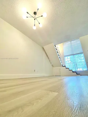 $1,975 | 10901 North Kendall Drive, Unit 210, Miami, FL 33176