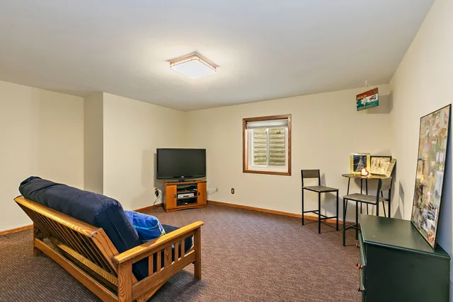 $346,500 | 1151 Fox Hollow Court, DeKalb, IL 60115