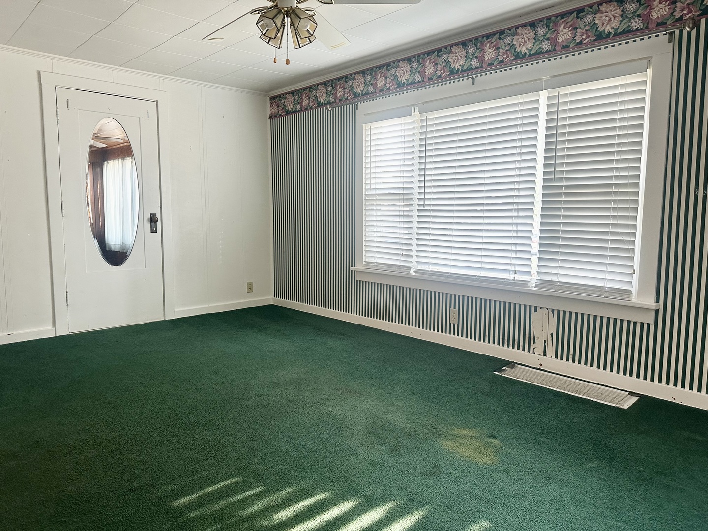 822 West Lafayette Street Ottawa, IL 61350 - Photo 13 of 25