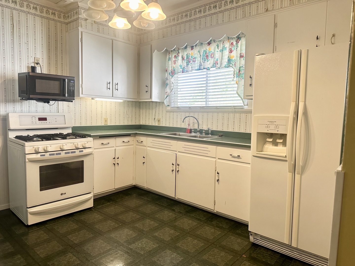 822 West Lafayette Street Ottawa, IL 61350 - Photo 4 of 25