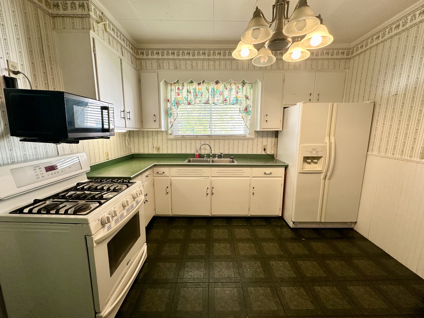 822 West Lafayette Street Ottawa, IL 61350 - Photo 7 of 25