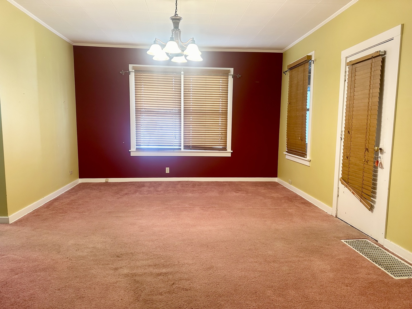 822 West Lafayette Street Ottawa, IL 61350 - Photo 9 of 25