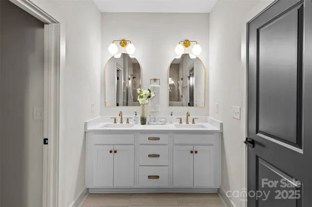 $625,000 | 1502 Delane Avenue, Charlotte, NC 28211