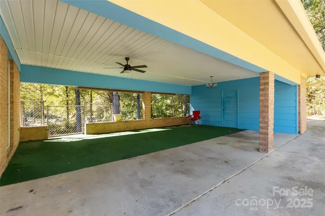a view of backyard and porch