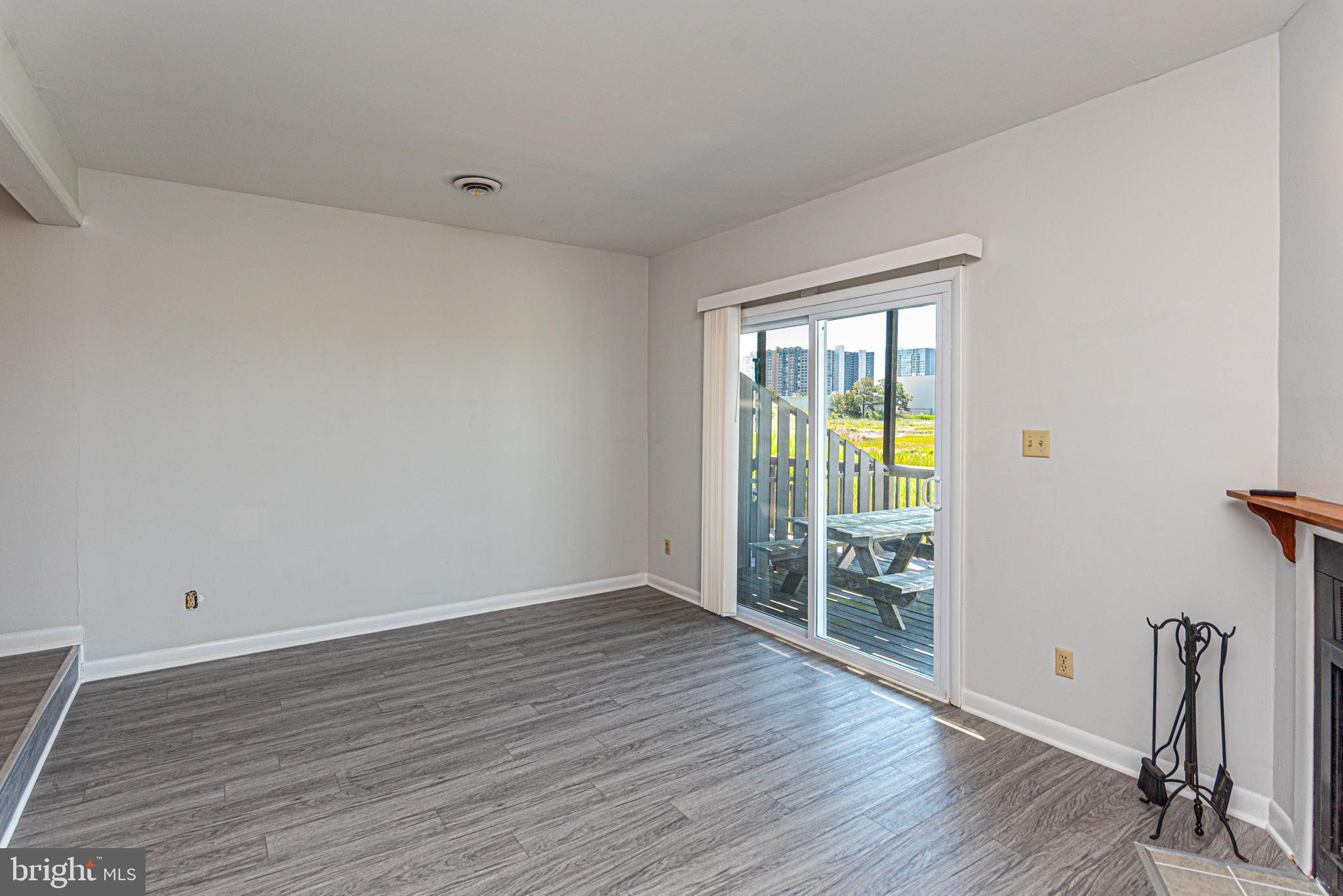 137 Jamestown Road, Unit C Ocean City, MD 21842 - Photo 11 of 49