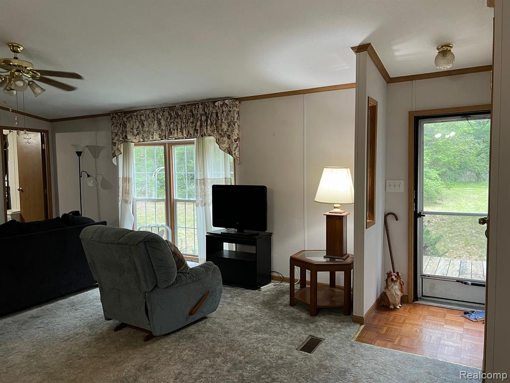 2001 Fornier Road Gladwin, MI 48624 - Photo 2 of 26