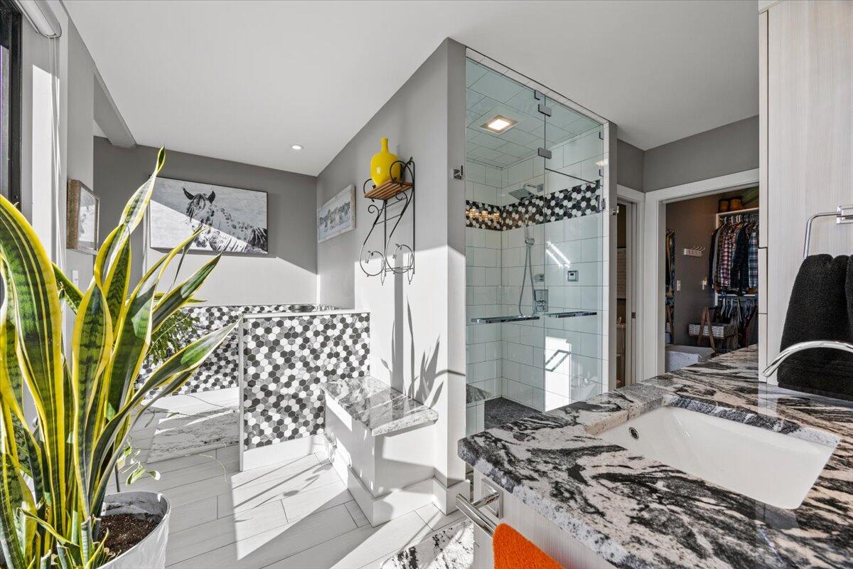 7 Wild Acres Road Raymond, ME 04071 - Photo 20 of 44 20-7 Wild-20