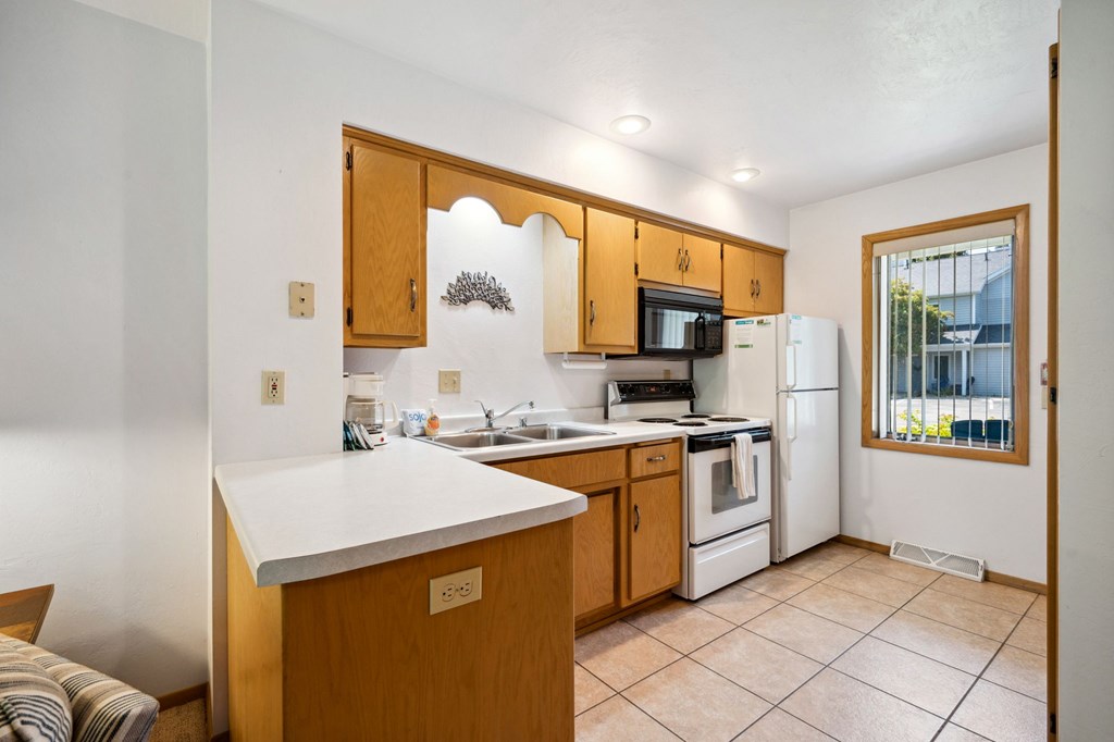 3906 County F, Unit B3 Fish Creek, WI 54212 - Photo 4 of 22