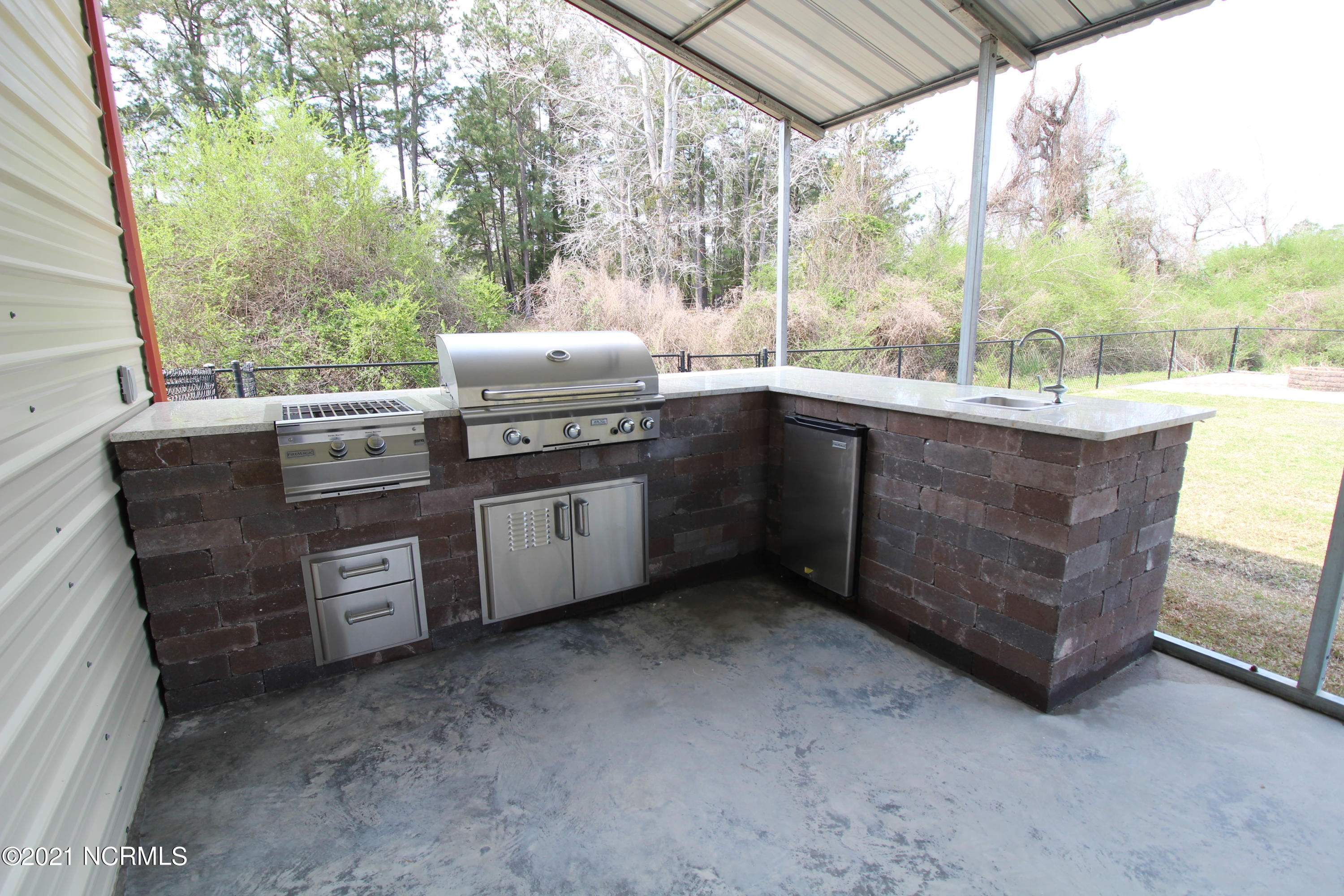 106 Queens Road Hubert, NC 28539 - Photo 11 of 39 IMG_4065