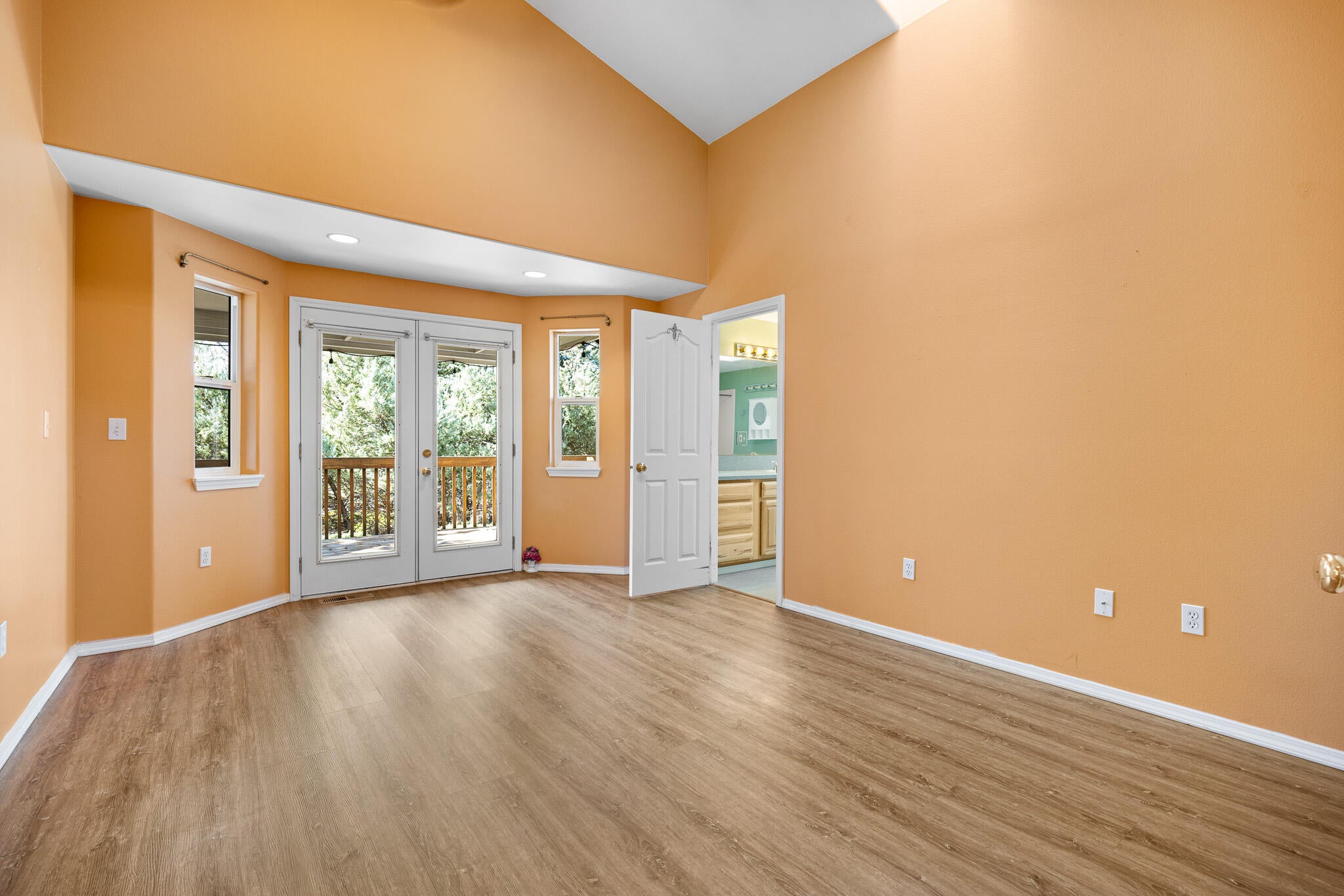 1549 Glacier Ridge Road Bend, OR 97701 - Photo 12 of 27 _52A8982