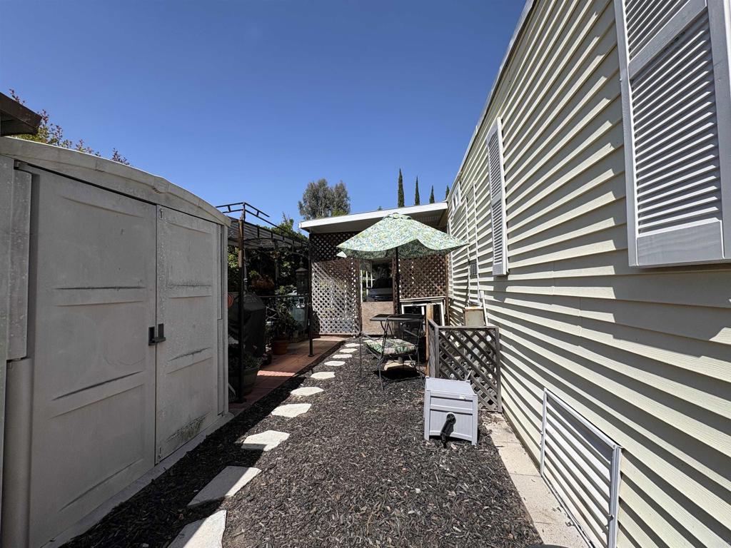 1925 Otay Lakes Road, Unit 14 Chula Vista, CA 91911 - Photo 38 of 60