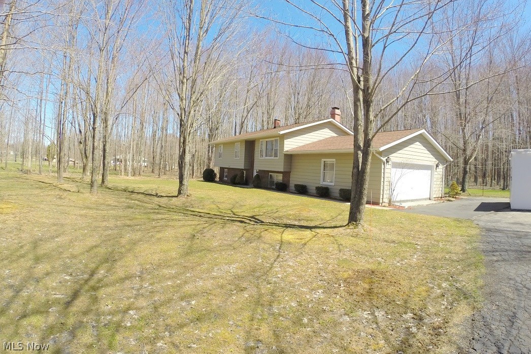 8520 Center Road Ashtabula, OH 44004 - Photo 2 of 32