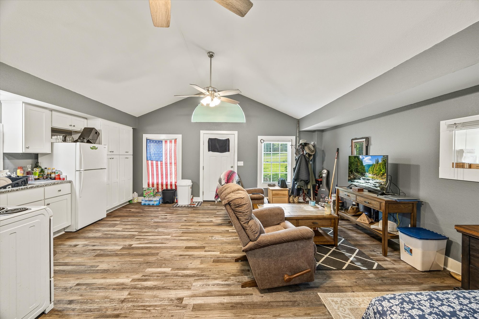 205 Shady Rest Road McMinnville, TN 37110 - Photo 8 of 35 Gallery Image 8
