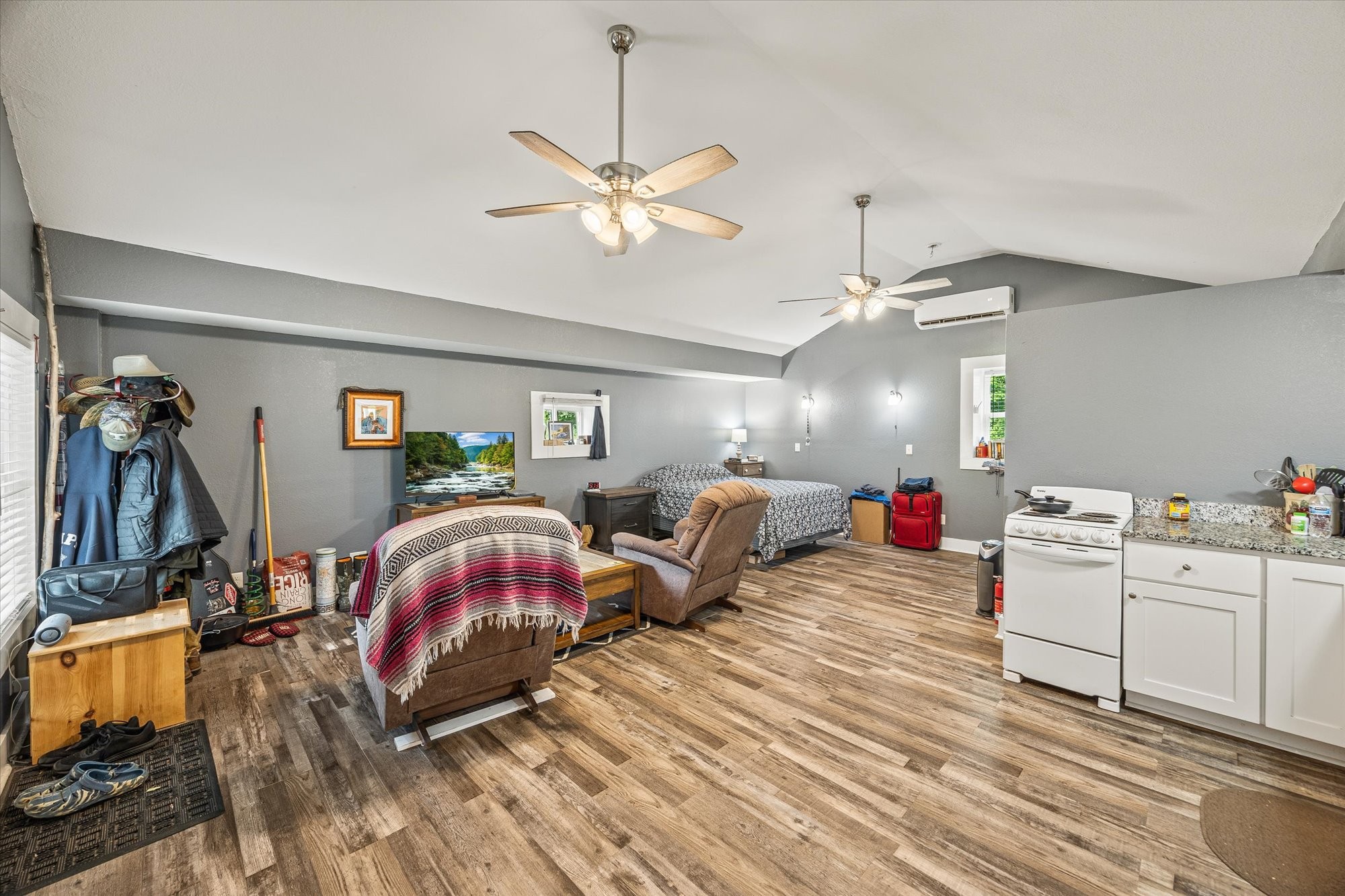 205 Shady Rest Road McMinnville, TN 37110 - Photo 10 of 35 Gallery Image 10