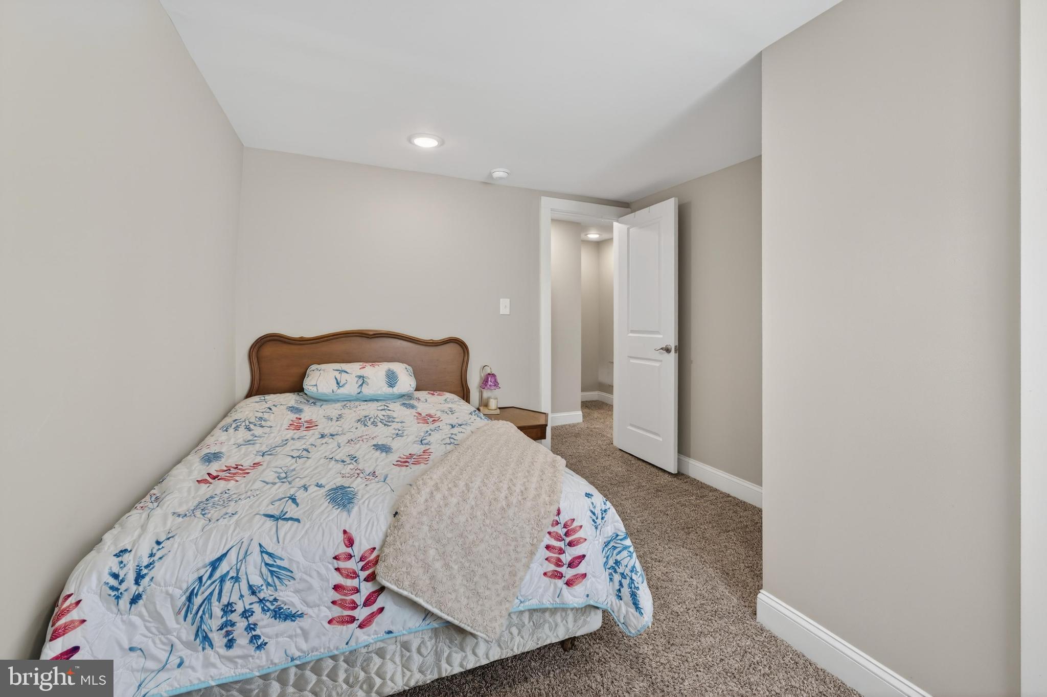 54 Hanover Street Pemberton, NJ 08068 - Photo 15 of 20