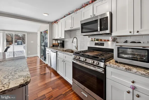 $364,900 | 54 Hanover Street, Pemberton, NJ 08068