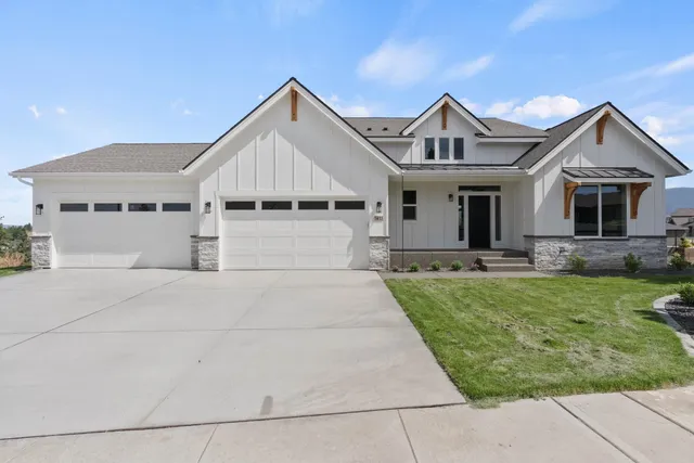 $1,095,000 | 5212 South Scout Street, Spokane, WA 99223