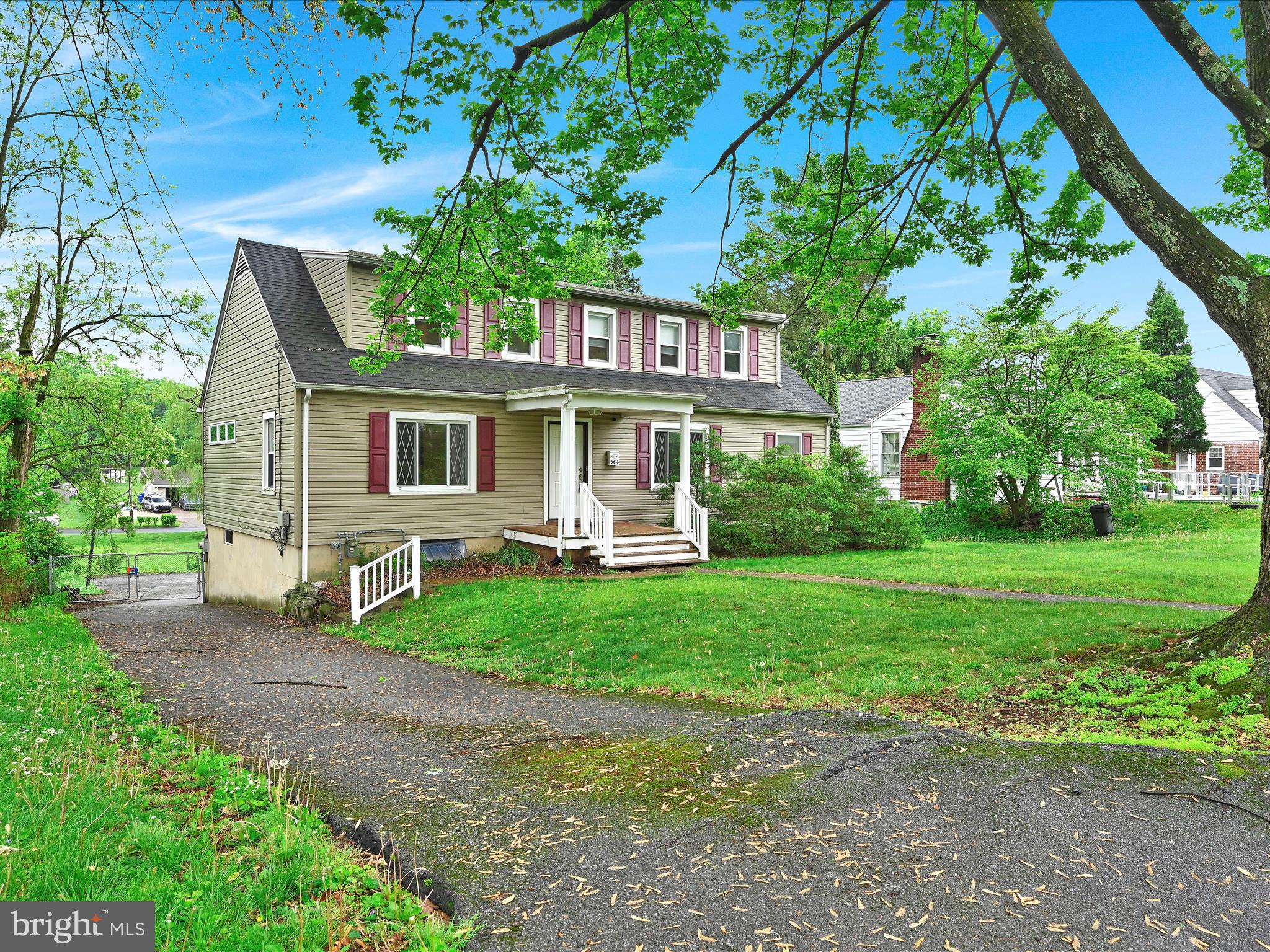 3613 Centerfield Road Harrisburg, PA 17109 - Photo 5 of 37 Front
