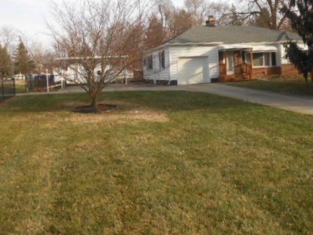 6470 Detroit Street Mount Morris, MI 48458 - Photo 2 of 20 50097947-2.JPG