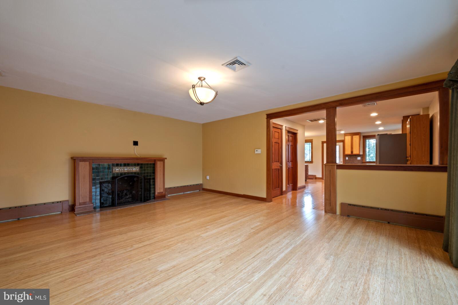 11 Groveville Road Trenton, NJ 08620 - Photo 22 of 33 Gallery Image 22