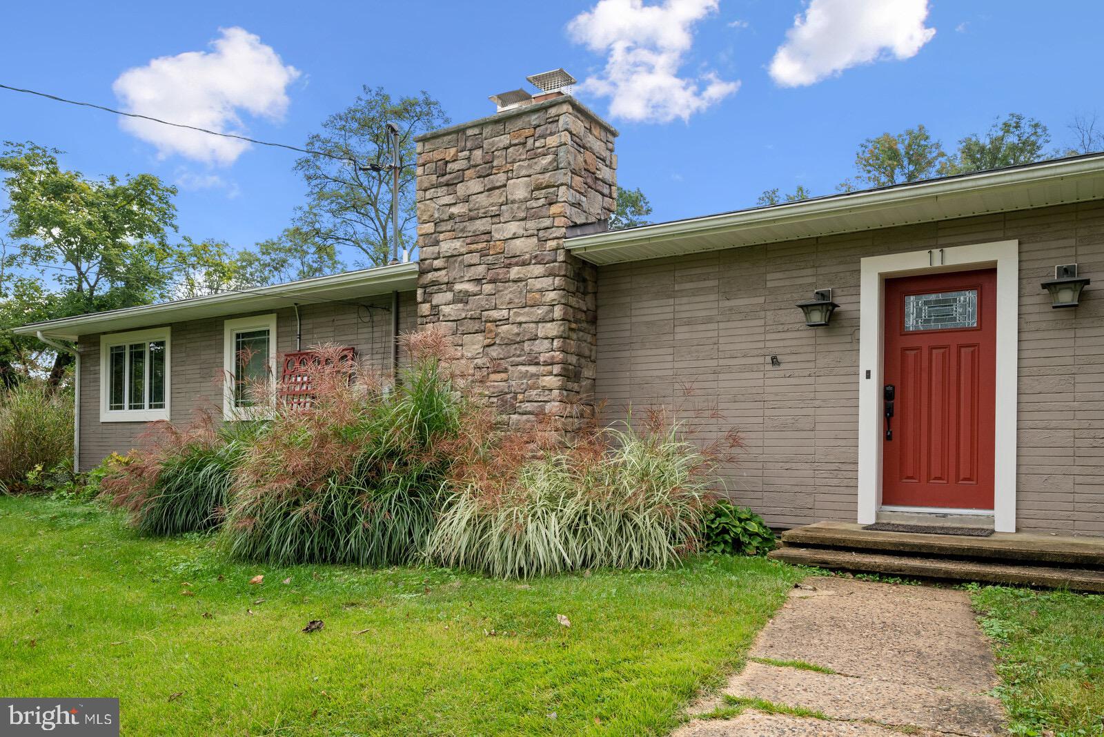 11 Groveville Road Trenton, NJ 08620 - Photo 10 of 33 Gallery Image 10