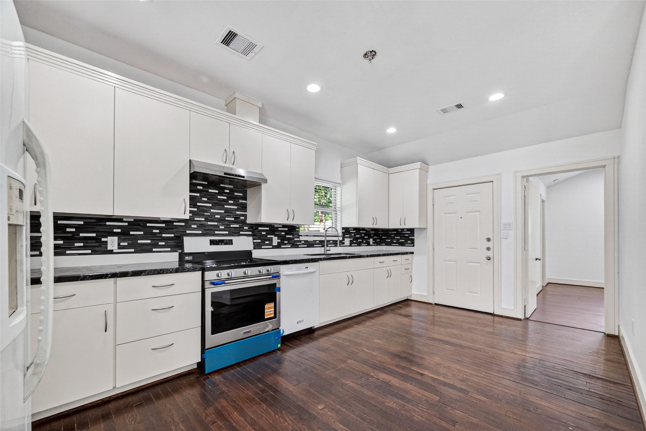 7030 Sidney Street Houston, TX 77021 - Photo 11 of 32